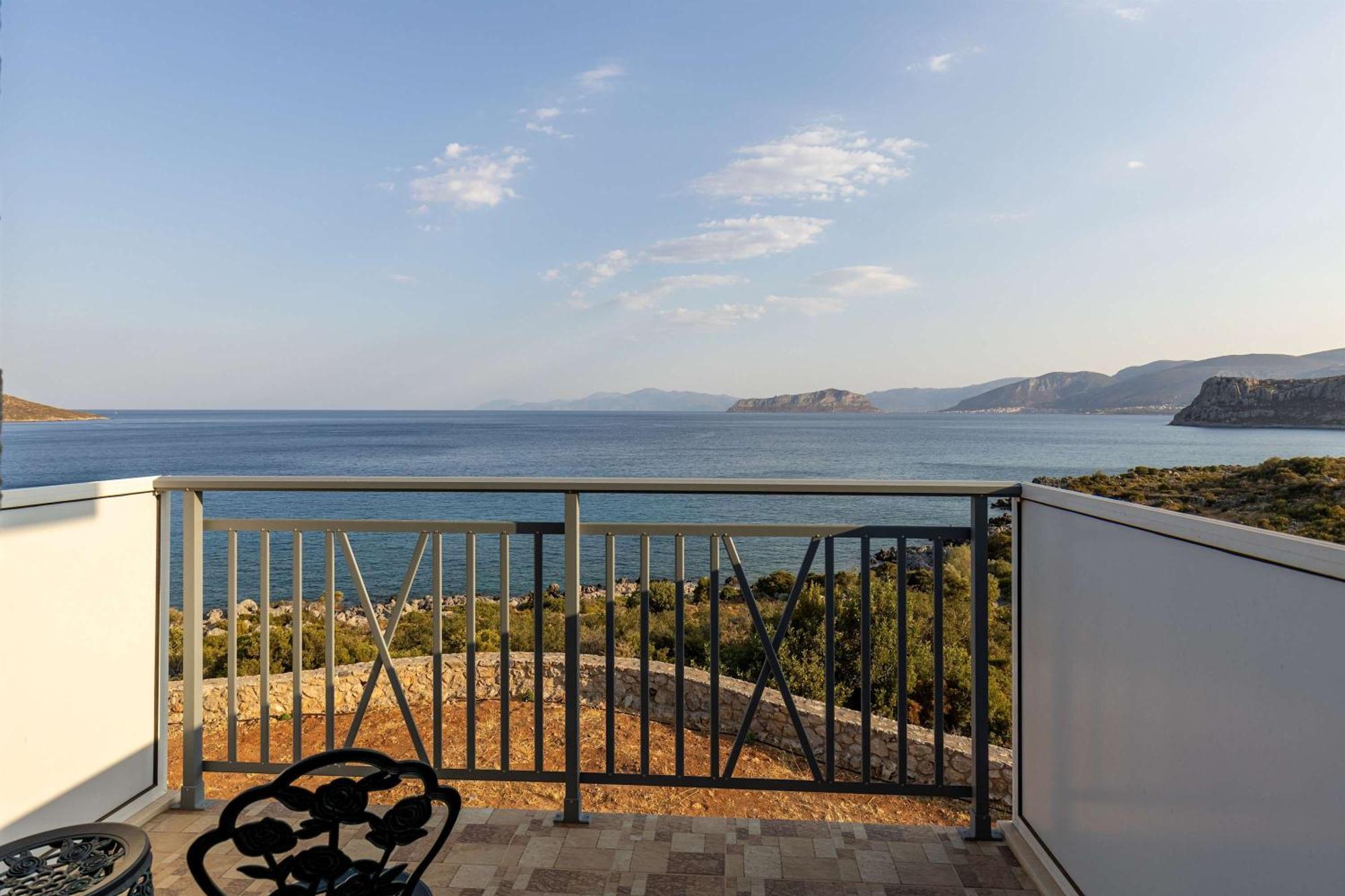 Katerina'S Villas - Monemvasia Beachfront Stone Paradise Buitenkant foto