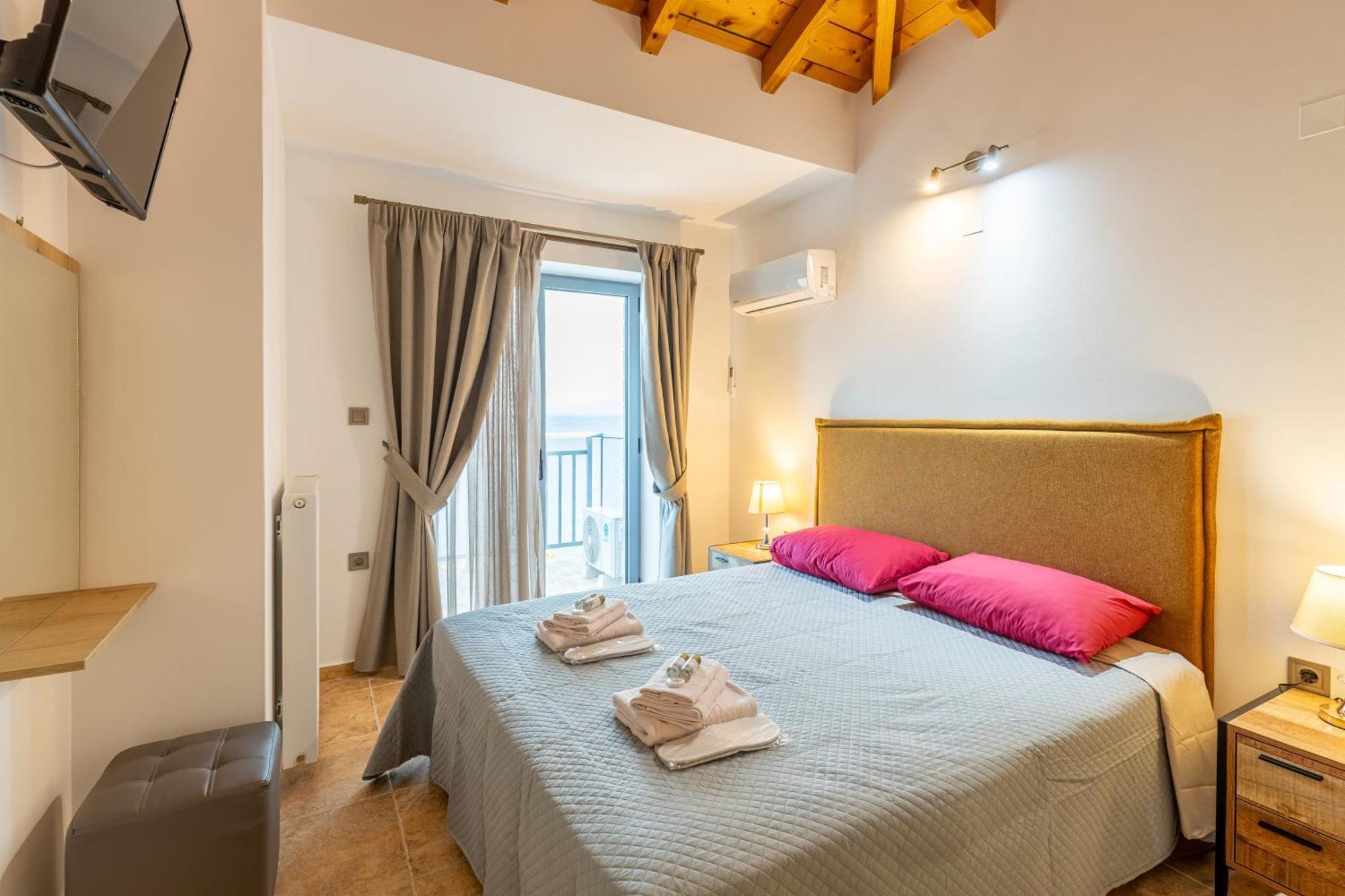 Katerina'S Villas - Monemvasia Beachfront Stone Paradise Buitenkant foto